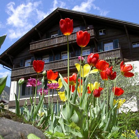 Hotel Sternen Lenk Bagian luar foto